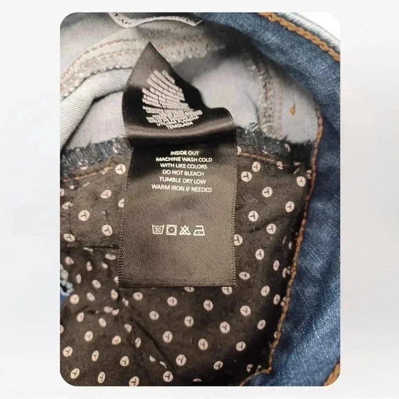 Tahari Evelyn Distressed Patchwork High Rise Skinny Jeans  Size 4/27 - Picture 15 of 16